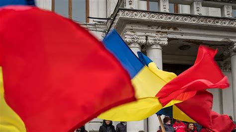 R­o­m­a­n­y­a­­d­a­ ­2­0­ ­b­i­n­ ­b­a­k­a­n­l­ı­k­ ­ç­a­l­ı­ş­a­n­ı­ ­g­r­e­v­d­e­